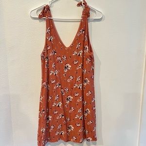 Knot dress